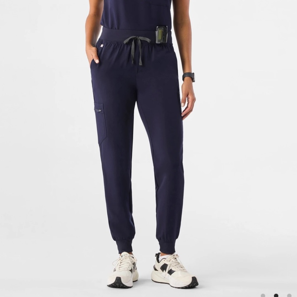 Figs Women's Navy Track Jogger Pants
